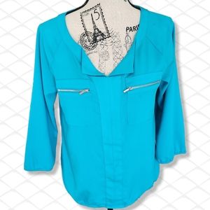 **NEW YORK COMPANY ** blue blouse with pockets Size XS/ S